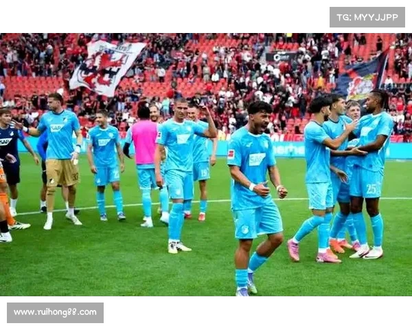 德甲新赛季揭幕战精彩纷呈 引发球迷热烈期待与讨论