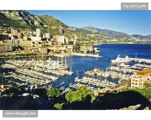 摩纳哥作为全球奢华旅游目的地的魅力与经济发展探析