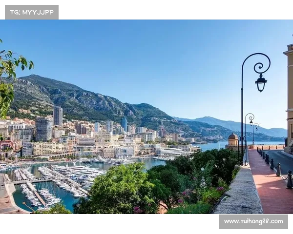 摩纳哥作为全球奢华旅游目的地的魅力与经济发展探析